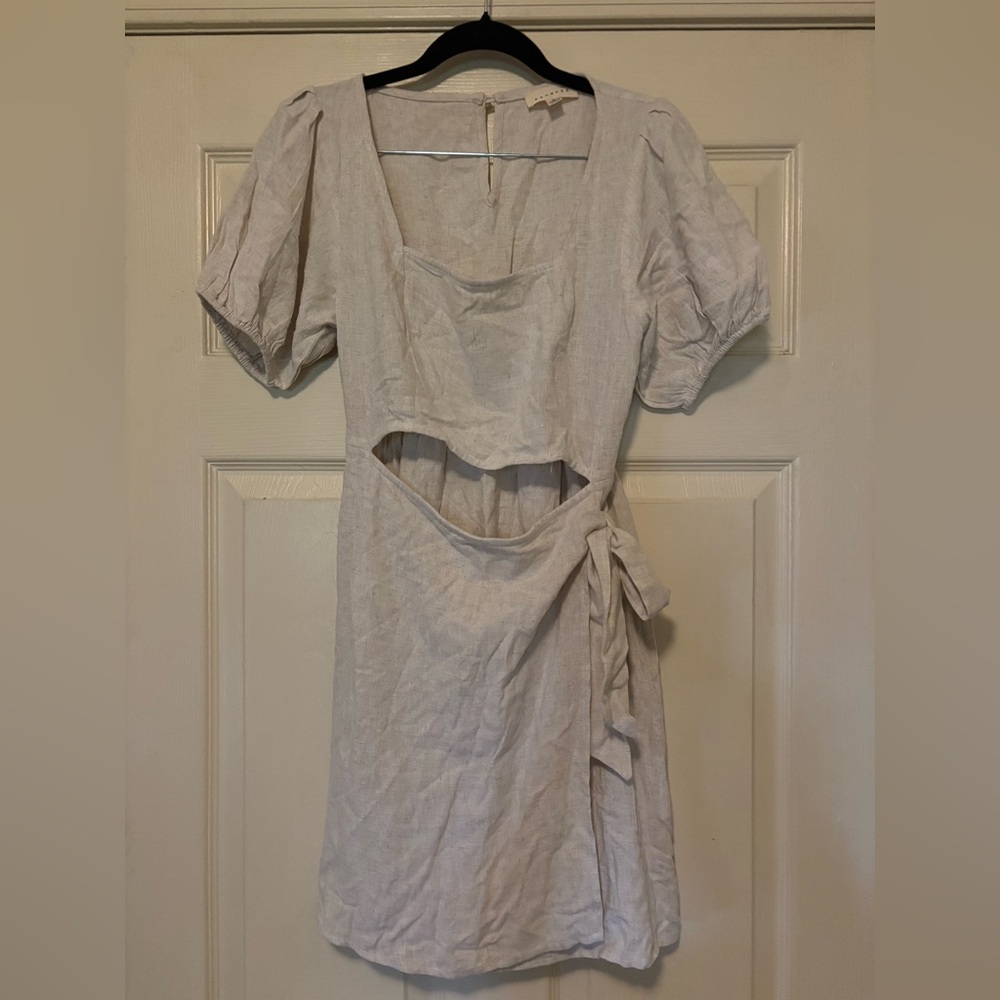 Promesa Linen Wrap Dress